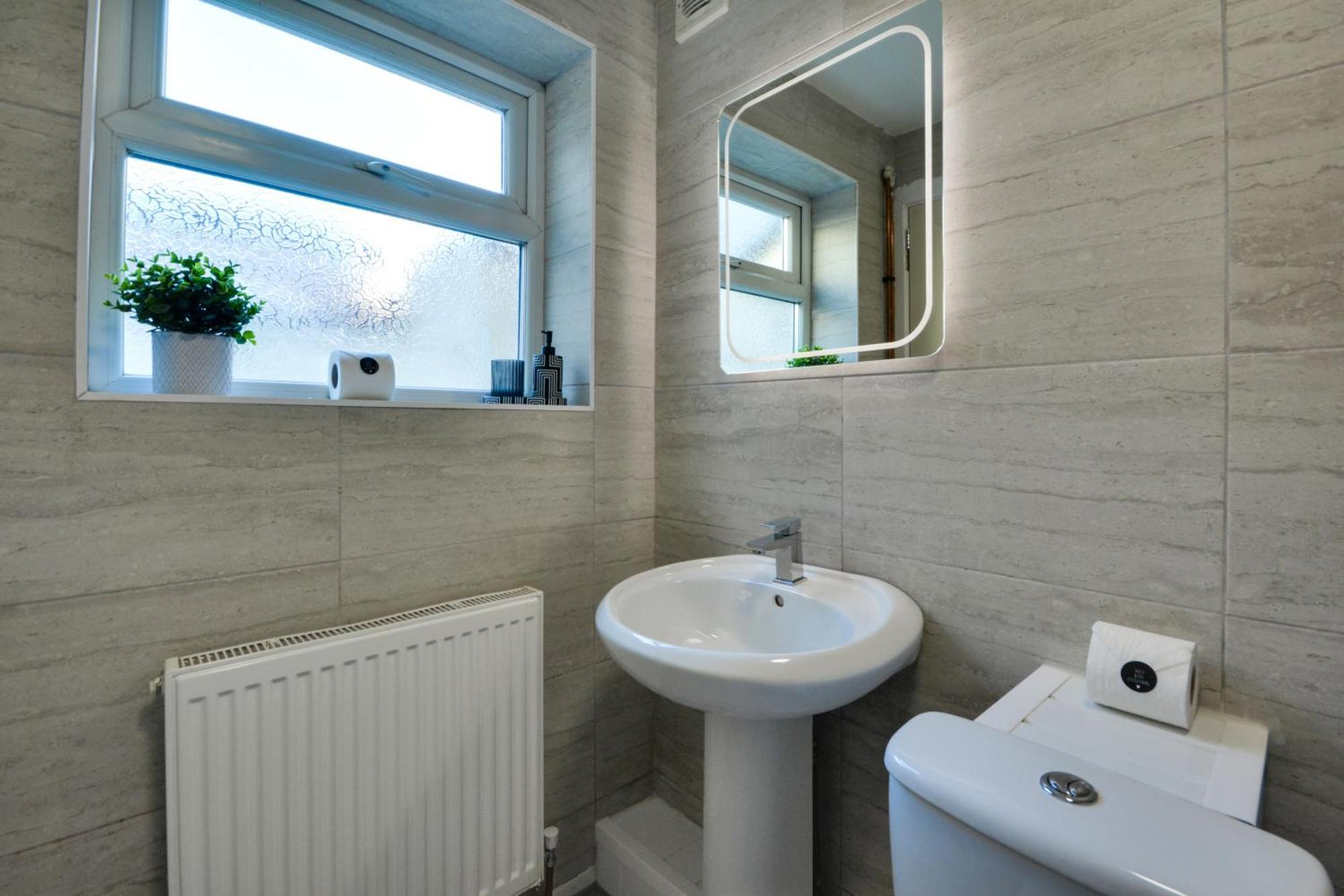 Stay With Alexandra 2 Free Parking - High Speed Free Wifi Liverpool Exteriér fotografie